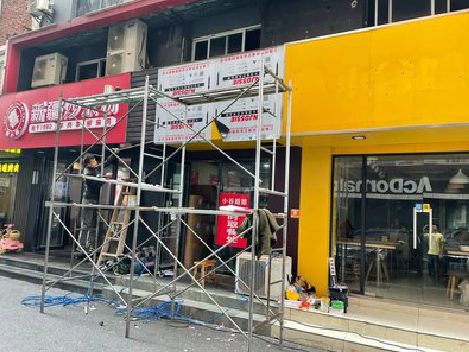 安康制作广告招牌如何避免它发黄？